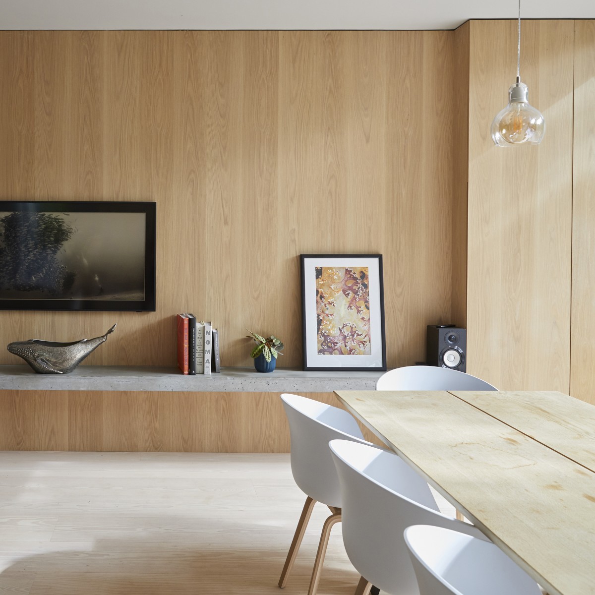 oak panelling with concrete shelf