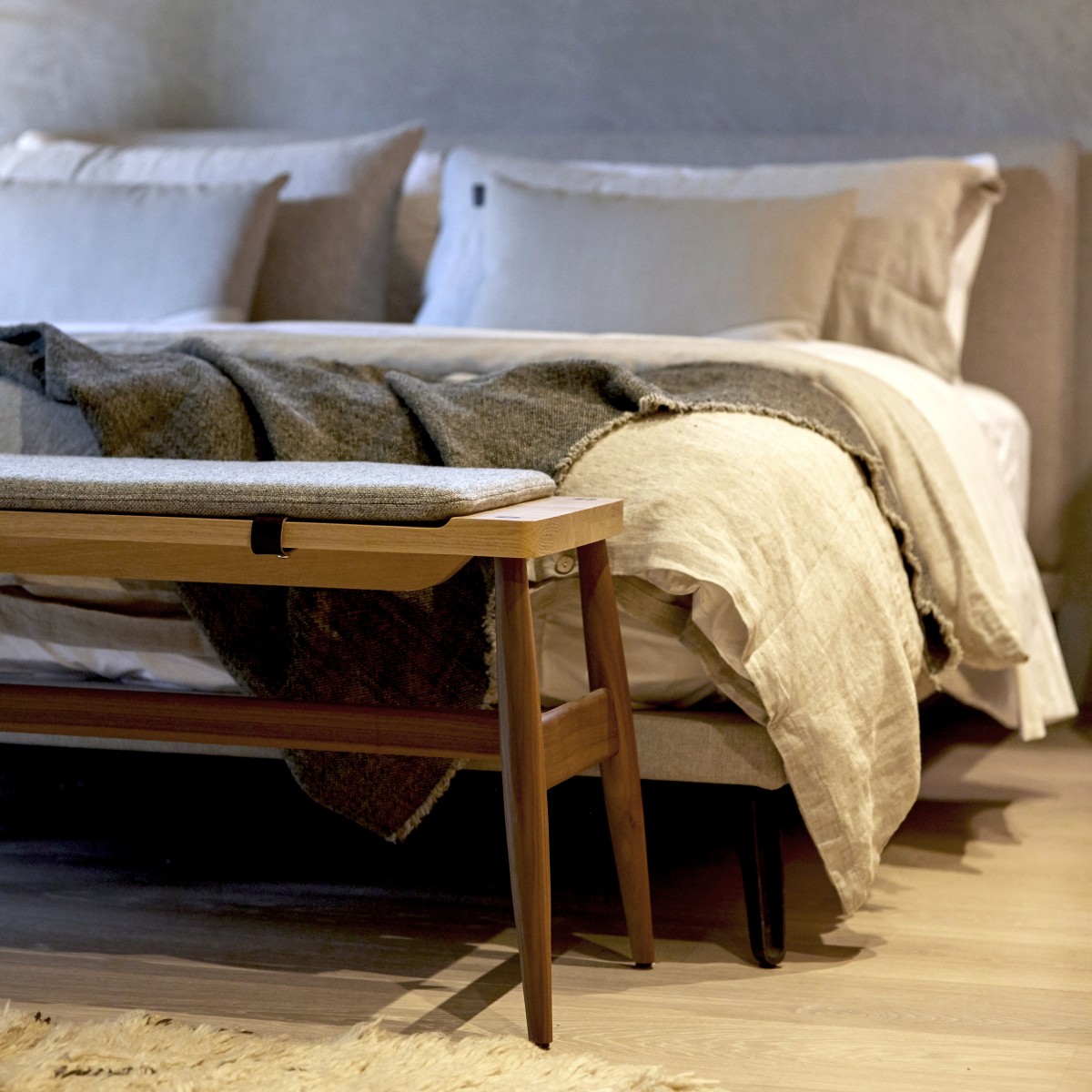 master bed with bench